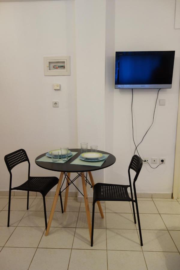 Kiki'S Cosy Apartments Néa Khilí Εξωτερικό φωτογραφία