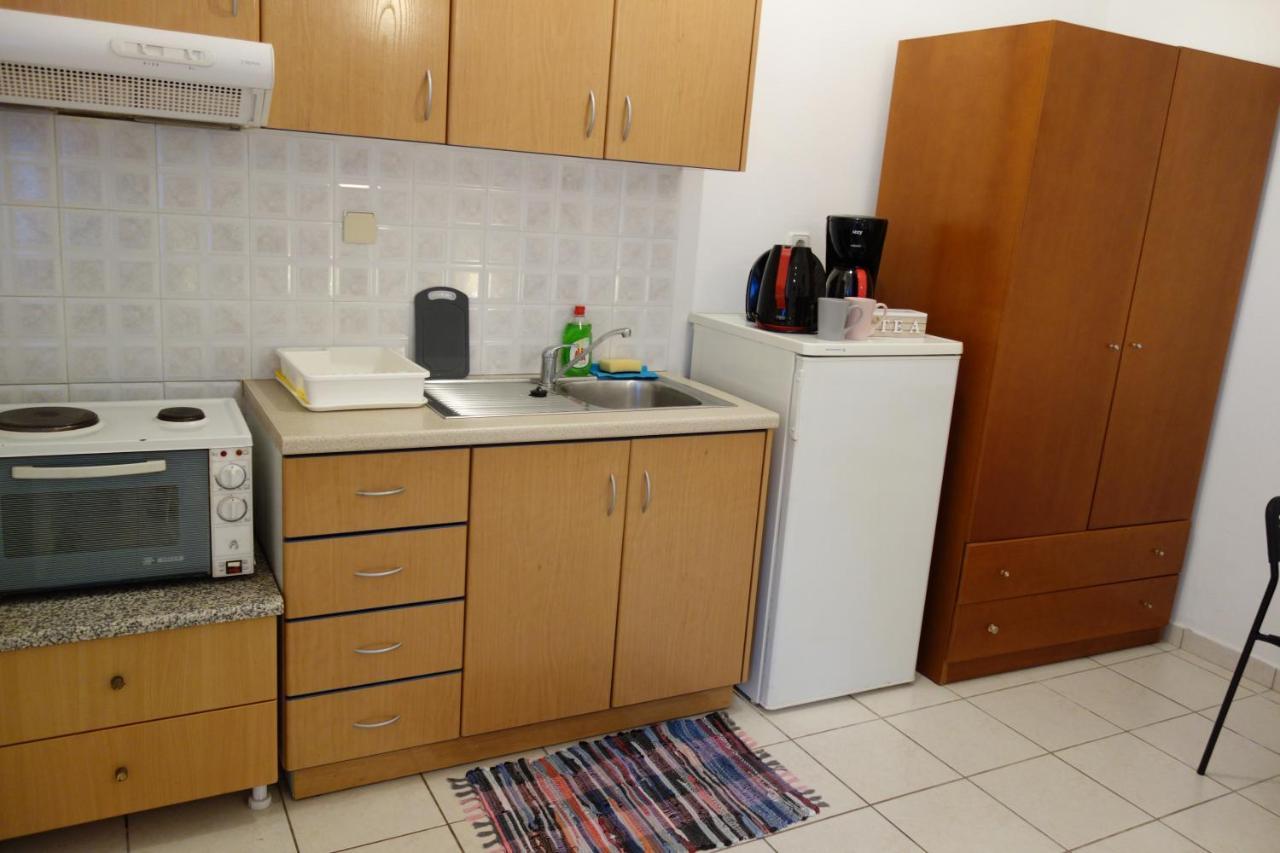 Kiki'S Cosy Apartments Néa Khilí Εξωτερικό φωτογραφία