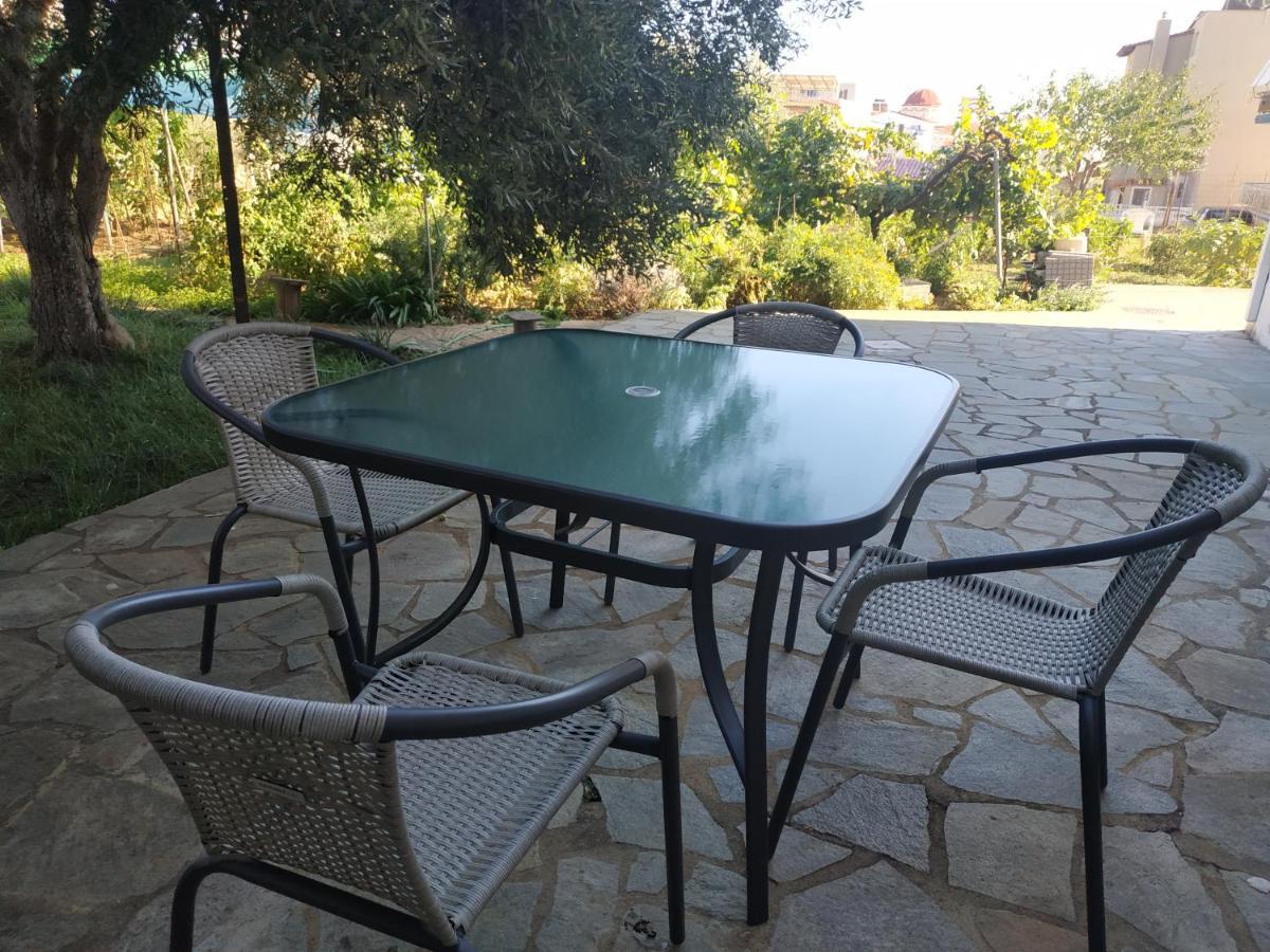 Kiki'S Cosy Apartments Néa Khilí Εξωτερικό φωτογραφία